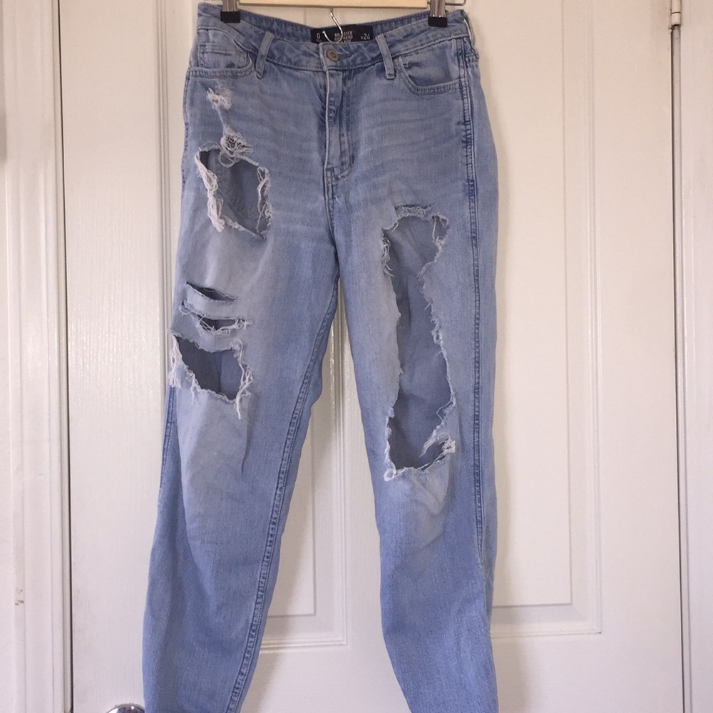 Hollister Girlfriend High Rise Distressed Jeans